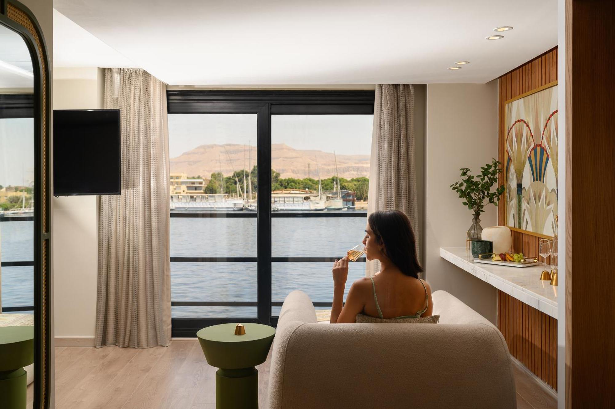 Soleil Nile Cruise - Every Monday From Luxor For 4 & 7 Nights, And Every Friday From Aswan For 3 & 7 Nights Exterior photo