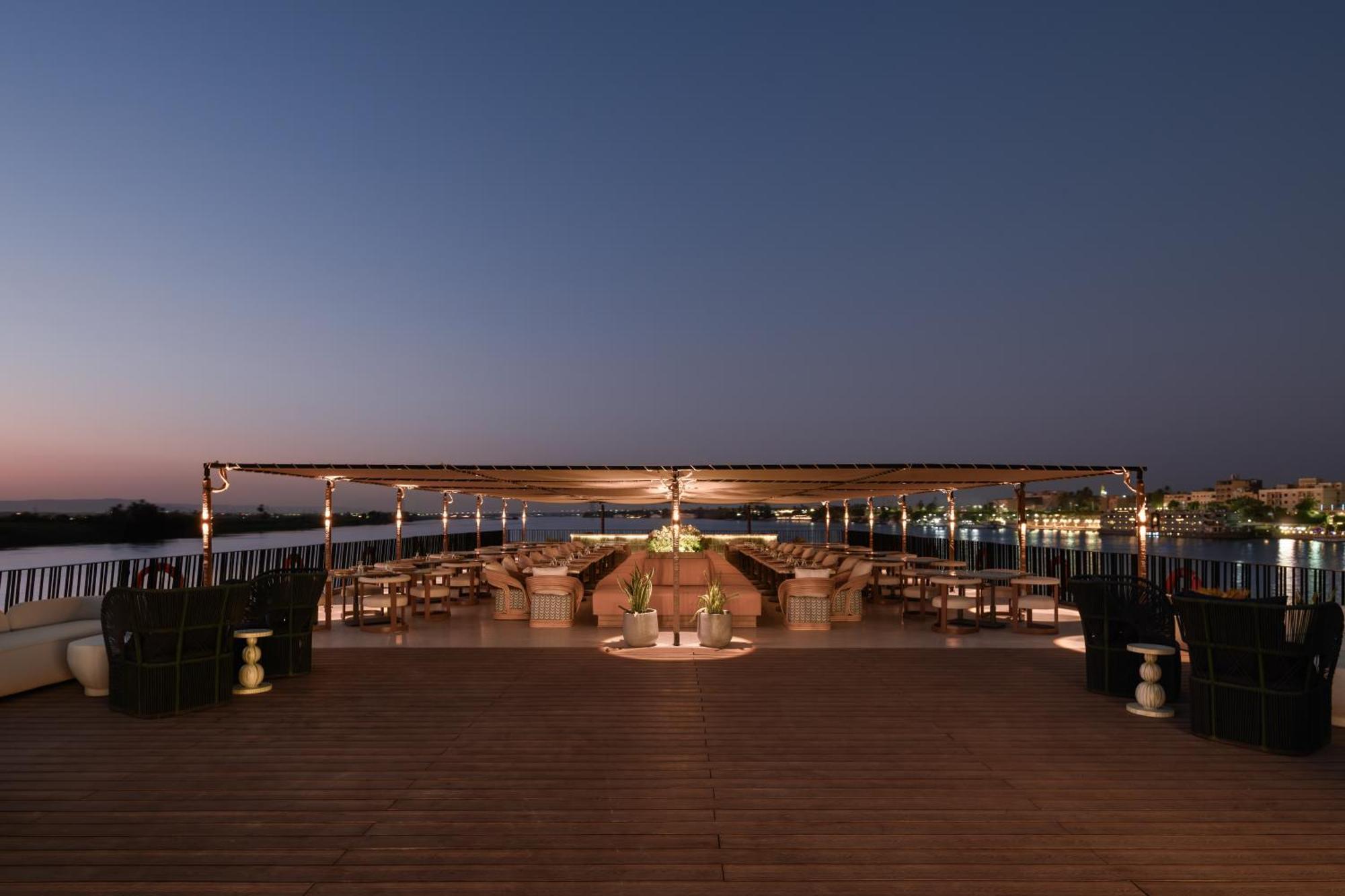 Soleil Nile Cruise - Every Monday From Luxor For 4 & 7 Nights, And Every Friday From Aswan For 3 & 7 Nights Exterior photo