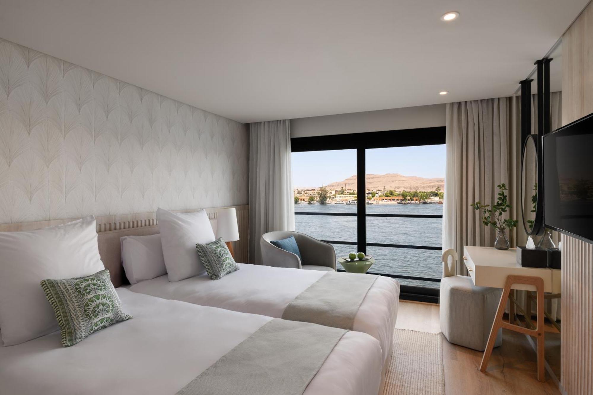 Soleil Nile Cruise - Every Monday From Luxor For 4 & 7 Nights, And Every Friday From Aswan For 3 & 7 Nights Exterior photo